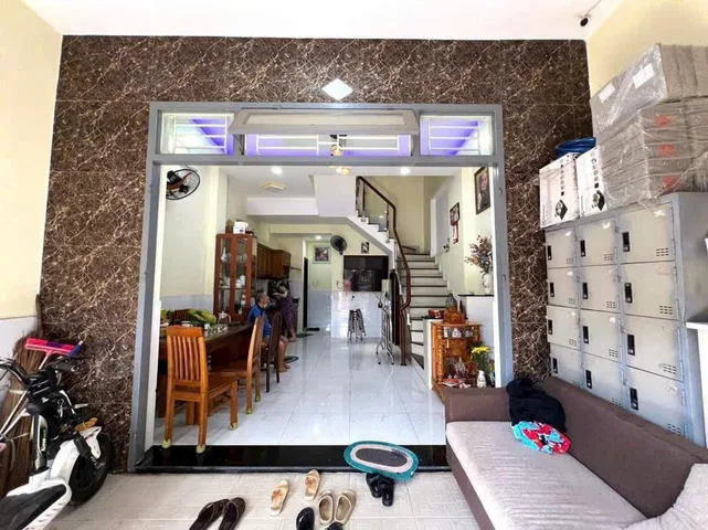 Chủ kẹt vốn cần bán Nhà riêng 50m², thổ cư 50m², giá 2.85 tỷ , 1t2l, 2PN, 3WC tại Phường Long Phước TP. Hồ Chí Minh. Liên Hệ: 0559371035 gặp Bảo Ngọc