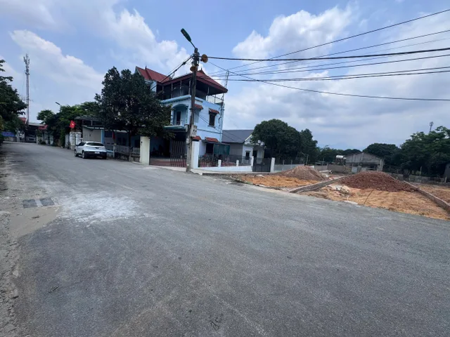 Chính chủ bán gấp lô đất đẹp phường Định Trung, Vĩnh Yên gần bv Lạc Việt DT100m MT5m 2,15TỶ
