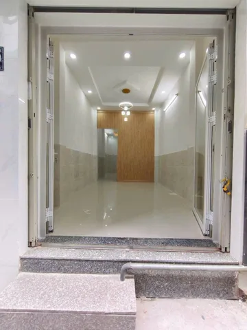 Bán Nhà riêng 33m² thổ cư 33m² giá 2.2 tỷ tại Phường Bình Thạnh TP. Hồ Chí Minh
