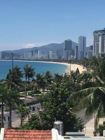 SIÊU PHẨM 6 TẦNG  VIEW BIỂN SIÊU HIẾM TẠI PHƯỜNG NHA TRANG

📍Nguyễn Bỉnh Khiêm, P. Xương Huân – View trực diện Tòa nhà UBND Tỉnh Khánh Hòa