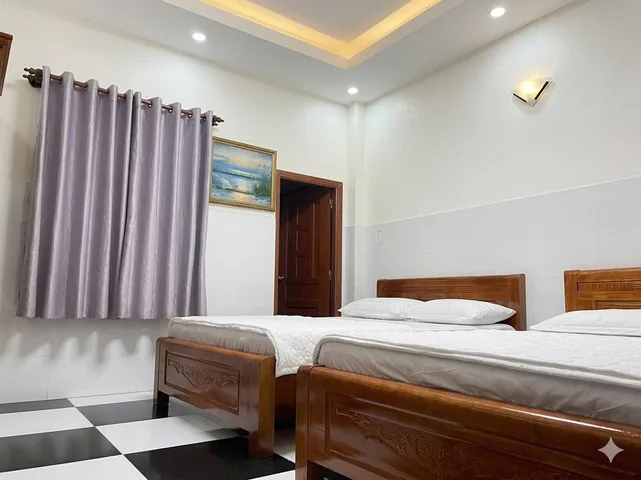 Bán Khách sạn tại Đường Lã Xuân Oai Long Trường TP. Hồ Chí Minh giá 6.2 tỷ