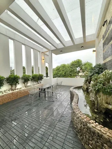 Bán nhà 4 tầng mặt tiền đường Nguyễn Thị Minh Khai - Tp Nha Trang.
- Nhà 4 tầng mặt tiền kinh doanh có thang máy
- Đường trước nhà rộng 20m