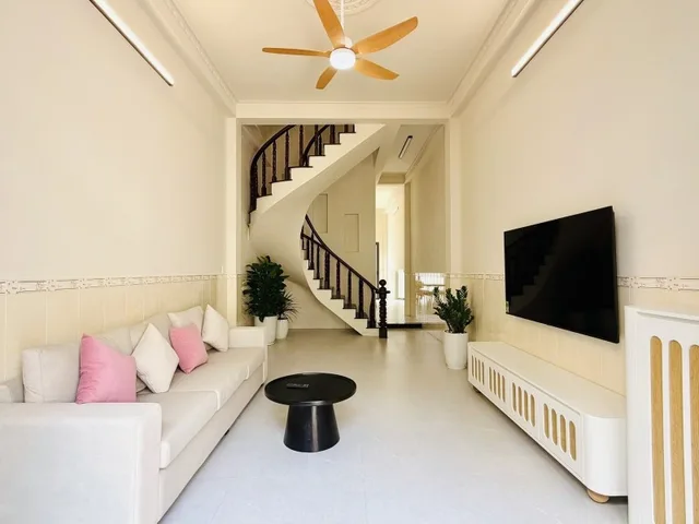 Bán Nhà Mặt Tiền Đường Số Quận 2 Cũ 78m2 Tặng Full Nội Thất. Giá 8.8 Tỷ