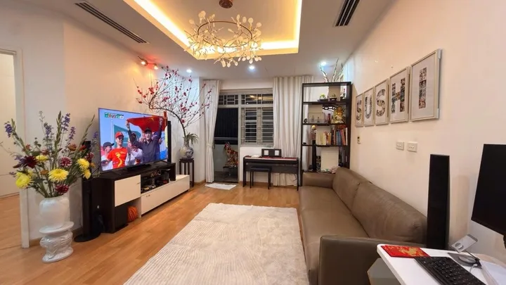 Bán Căn hộ chung cư 90m² giá 7.45 tỷ tại Đường Đông Quan Phường Nghĩa Đô Quận Cầu Giấy Hà Nội