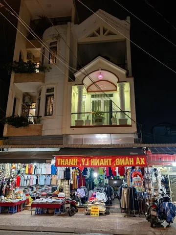 BÁN NHÀ 4 TẦNG KINH DOANH MẶT TIỀN CHỢ PHƯỚC BÌNH, QUẬN 9 - DT 86M2 - KINH DOANH SẦM UẤT - GIÁ 18.5 TỶ
