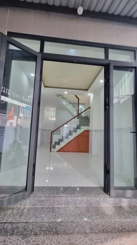 NHÀ 2 TẦNG ĐÚC THẬT GẦN PHẠM VĂN ĐỒNG, SÁT CHỢ HIỆP BÌNH, HẺM Ô TÔ TỚI CỬA