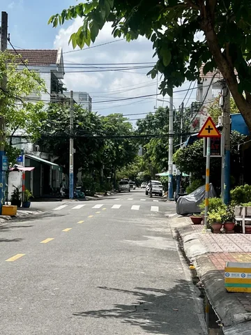 NHÀ MẶT TIỀN PHƯỚC BÌNH – CẠNH GLOBAL CITY - NHÀ 3 TẦNG MỚI - 88M2 (4x22M) - CHỈ 11.5 TỶ