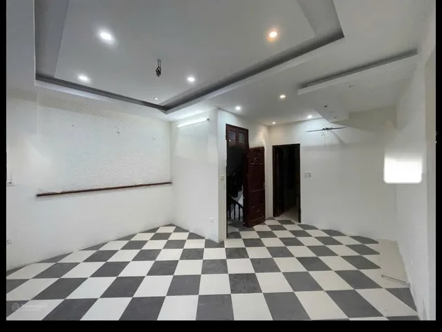 Cho thuê Nhà riêng ngõ 130 Quan Hoa, Cầu Giấy 42M x 5T (5 ngủ) giá 20 triệu Ở NHÓM