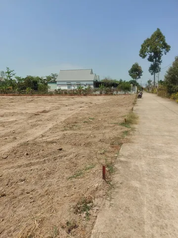 Ngộp 528m² thổ cư 100m² giá 680 triệu sát đường DH507