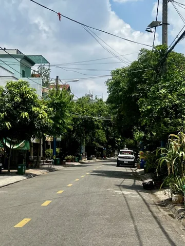 Bán Nhà Mặt Tiền Phước Bình 108m2 Có Sân Ô Tô Gần Global City. Giá Nhỉnh 11 Tỷ