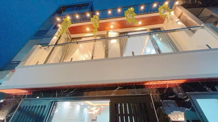 Chủ nợ ngân hàng bán Nhà riêng 45m², thổ cư 45m², giá 2.25 tỷ, tại Phường Bình Thạnh TP. Hồ Chí Minh. Liên Hệ : 0559371035 Bảo Ngọc