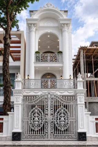 Bán Nhà riêng 3 tầng tân cổ điển thổ cư 90m² giá 7.9 tỷ tại Đường Tú Xương Phường An Bình Cần Thơ