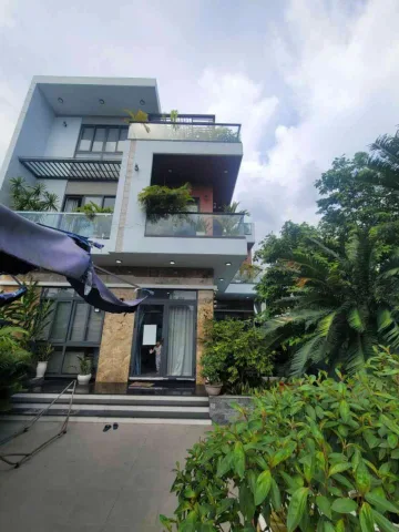 BIỆT THỰ SÂN VƯỜN 313M2 - CHỢ XUÂN THỚI THƯỢNG - FULL NỘI THẤT - 8TỶ960TR LH:0369571337.