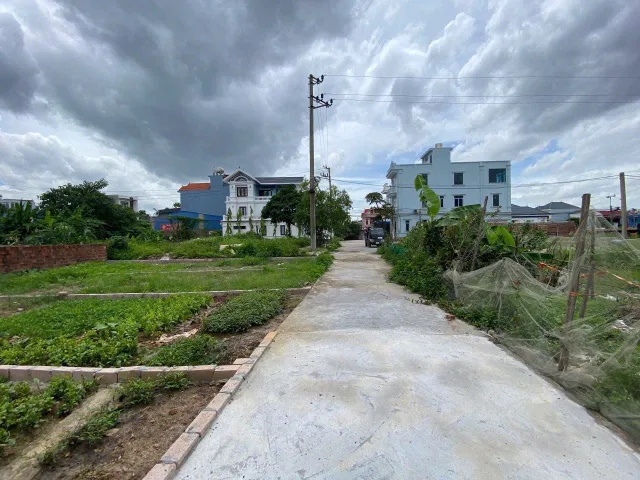 Bán Đất 60m²  giá 2.3 tỷ tại Hoa Động  Thuỷ Nguyên Hải Phòng.l/h:076.231.9990 em Thúy
