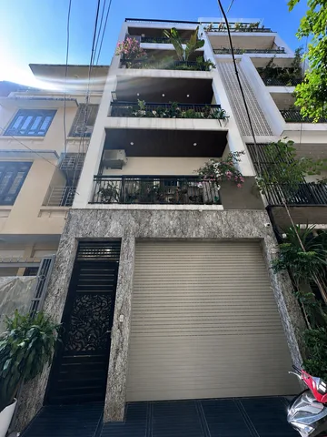 Phân Lô Vip Hai Bà Trưng, Ô Tô Tránh | 90m2 6 Tầng Thang Máy | Vỉa Hè, Gara Ô Tô