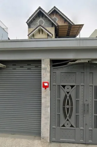 BÁN NHÀ PHƯỚC LONG B, QUẬN 9 - DT 138M2 - 2 TẦNG NGANG 6M ĐẸP - Ô TÔ VÀO NHÀ GẦN TRƯỜNG CAO ĐẲNG CÔNG THƯƠNG - GIÁ 13.8 TỶ
