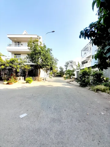 BÁN ĐẤT NỀN KDC NAM LONG  - NGANG 7M - DT 140M2 - ĐẤT GẦN THE GLOBAL CITY - GIÁ 13.9 TỶ