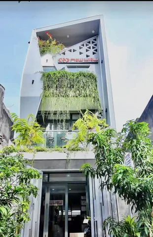 BÁN NHÀ KHU NAM LONG, QUẬN 9 - DT 90M2 - 4 TẦNG MỚI ĐẸP - LÀM VP CÔNG TY - GIÁ 14 TỶ