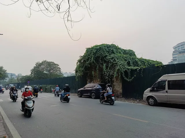 Mảnh đất vàng phố Nguyễn Công Trứ - Lõi phường HBT - 1 nhà ra phố!