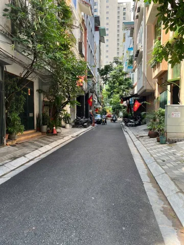 Bán Nhà riêng 55m² thổ cư 55m² giá 30.5 tỷ tại Đường Thái Hà Phường Láng Hà Nội