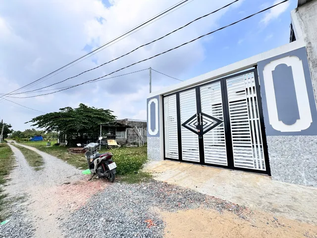 Bán Nhà riêng 130m² thổ cư 130m² giá 1.75 tỷ tại Xã Mỹ Hạnh Tây Ninh