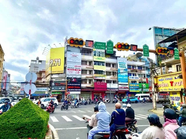 CHO THUÊ NHÀ NGUYÊN CĂN ĐƯỜNG 3/2- ĐÀ LẠT 45 triệu/tháng