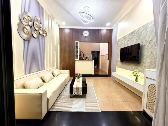 NHÀ MÊ LỬNG THIẾT KẾ HIỆN ĐẠI - HẺM 48 Nơ Trang Ghư