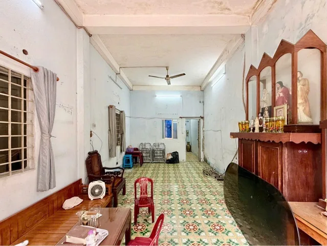 NHÀ 3 TẦNG - DIỆN TÍCH RỘNG, 100M2 - NGANG GẦN 5M, NỞ HẬU - BÙI THỊ XUÂN, TRƯỜNG SA - HƠN 12T

📍 Ngay Bùi Thị Xuân, Trường Sa,… của Tân Bình, kề bên Phú Nhuận, giao thông thuận tiện, đầy đủ tiện ích, trường học, siêu thị gần nhà. Di chuyển trung tâm, sâ