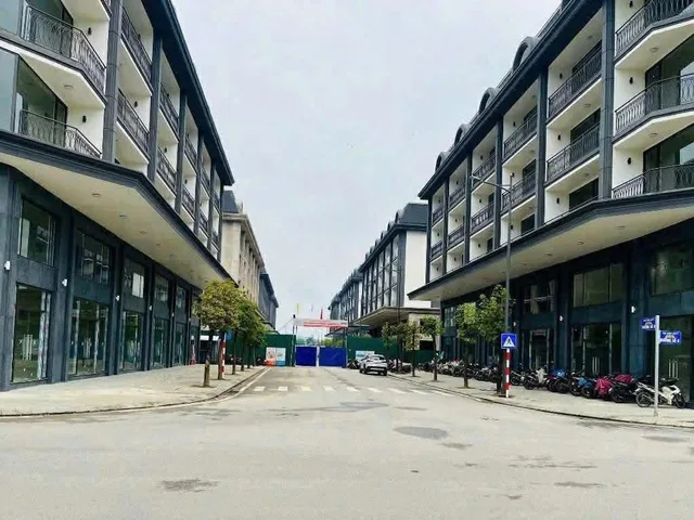 Bán Shophouse An Cựu đối diện Aeon Mall giá chiết khấu cực tốt !