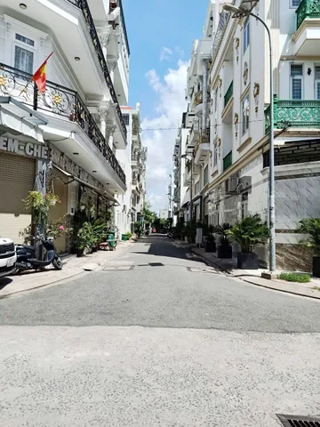 Bán Nhà riêng 97m² thổ cư 97m² giá 7.95 tỷ tại Đường 18B Phường Bình Trị Đông TP. Hồ Chí Minh