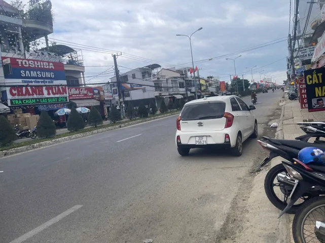 Bán Đất 330m²  tại Đường Quốc Lộ 1 A Thị trấn Diên Khánh Huyện Diên Khánh Khánh Hòa