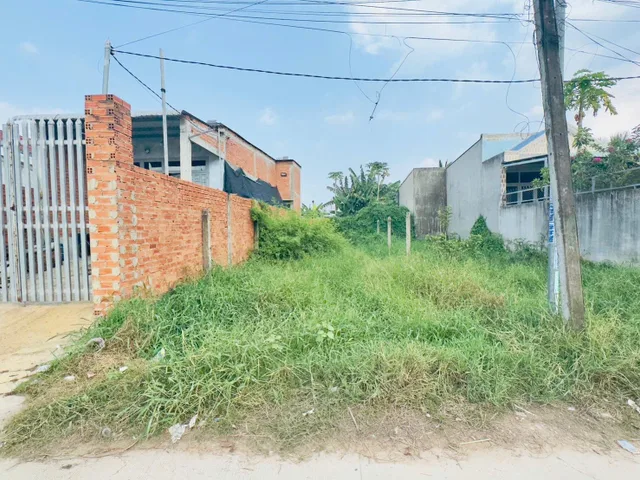 Bán Đất 100m² thổ cư 100m² giá 1.1 tỷ tại Xã Đức Hòa Thượng Huyện Đức Hòa Long An