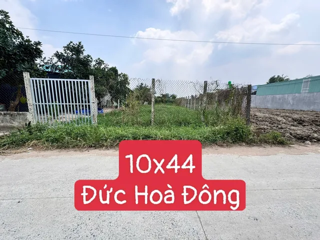 Bán Đất 440m² thổ cư 300m² giá 3.6 tỷ tại Xã Đức Hòa Đông Huyện Đức Hòa Long An