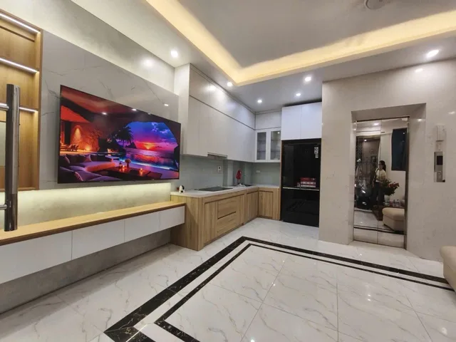 Bán THANG MÁY – NHÀ MỚI 6 TẦNG – 9.5 TỶ - PHÂN LÔ ĐẠI KIM – GẦN HỒ LINH ĐÀM 🔥