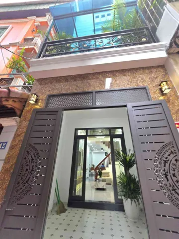 Bán giá 9.9 tỷ tại Phường Hoàng Liệt dt 42m2 x 5 tầng Mt 4m, ngõ rộng ô tô, không quy hoạch