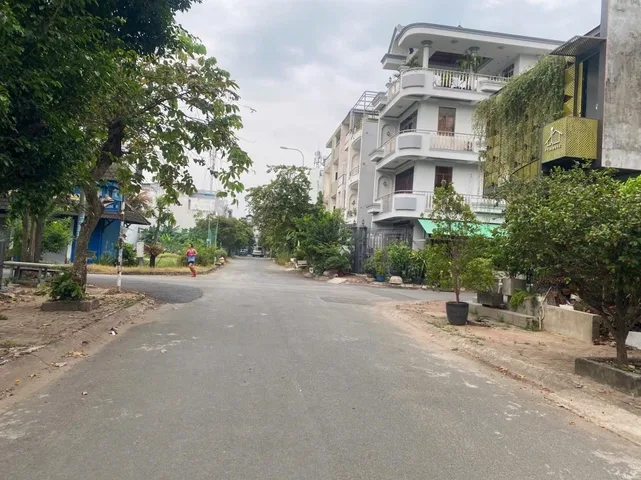 BÁN ĐẤT NỀN KDC NAM LONG, QUẬN 9 - DT 90M2 - ĐƯỜNG RỘNG 11M SÁT ĐẠI THE GLOBAL CITY - GIÁ 9.8 TỶ