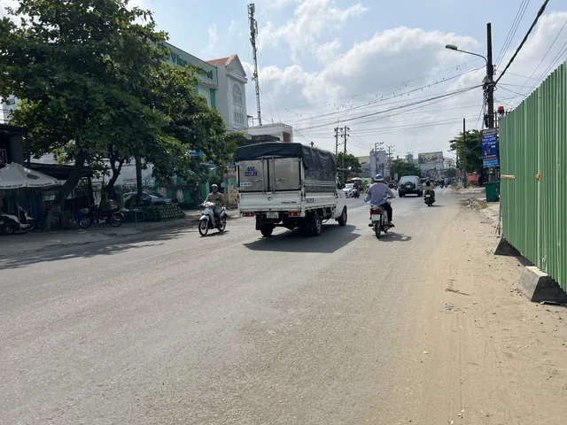 Bán GẦN 1000m2 MẶT TIỀN ĐƯỜNG LÊ HỒNG PHONG đối diện KITA