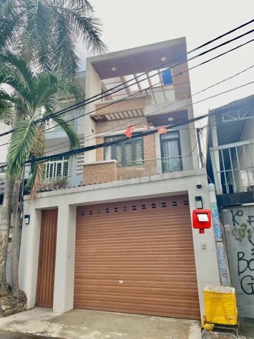 BÁN NHÀ ĐẸP PHƯỚC LONG B, QUẬN 9 - DT 113M2 - 3 TẦNG  - ĐƯỜNG 6M  - ĐẬU Ô TÔ RỘNG RÃI - GIÁ 11.5 TỶ
