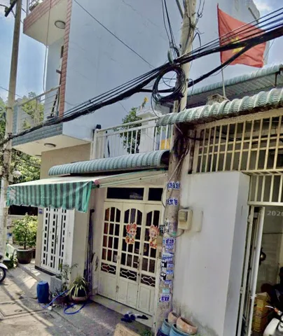 BÁN NHÀ ĐƯỜNG ĐỖ XUÂN HỢP, QUẬN 9 - DT 98M2 - HẺM XE HƠI GẦN CẦU NĂM
LÝ - GIÁ 8.4 TỶ