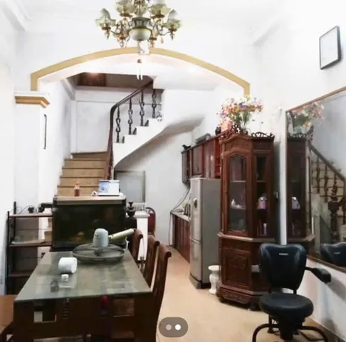 🍅Cho thuê Nhà Ngõ 281 đường Vũ hữu Phường Thanh Xuân Hà Nội / 40M² 5 Tầng 3 Ngủ/ Giá Thuê 11tr