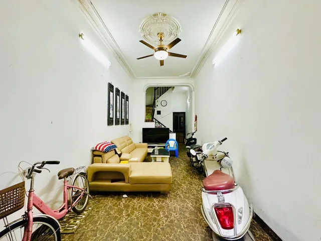 Bán Nhà riêng 42m² thổ cư 42m² giá 10.5 tỷ tại Đường Khâm Thiên Phường Khâm Thiên Quận Đống Đa Hà Nội