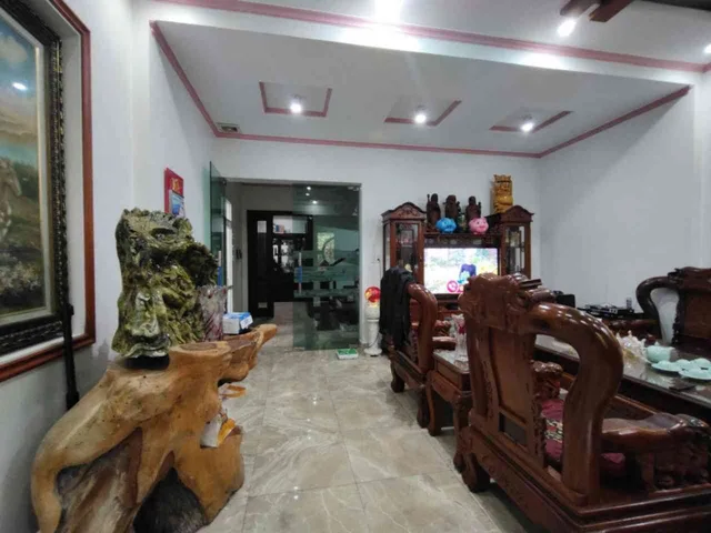Bán nhà 264m² full thổ cư ngang 8m giá 95 tỷ tại Đường Thái Hà Phường Đống Đa