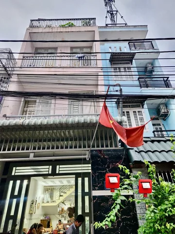 BÁN NHÀ ĐƯỜNG DƯƠNG ĐÌNH HỘI, QUẬN 9 - DT 70M2 - 4 TẦNG CÓ 5PN - XE HƠI NGỦ TRONG NHÀ - GIÁ 8.2 TỶ