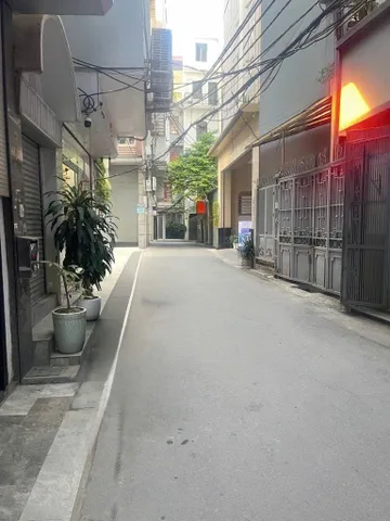 Bán nhà 80m² full thổ cư ngang 8m giá 50 tỷ tại Đường Thái Hà Phường Đống Đa