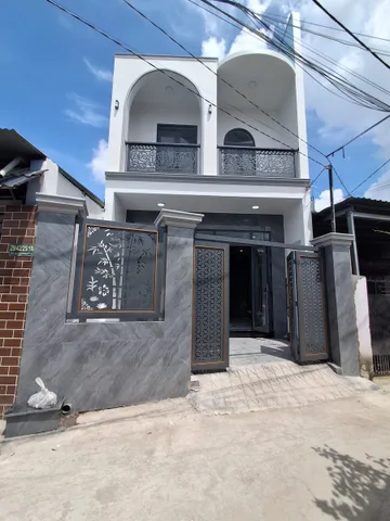 Bán Nhà riêng, hoàn công 75m² giá 2.7 tỷ gần chợ  Tân Vạn ,1 lầu 1 trệt ,đường thông