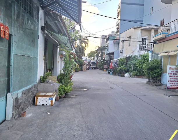 Căn nhà giá hơn 3 tỷ, sở hữu con đường trước nhà rộng 10m