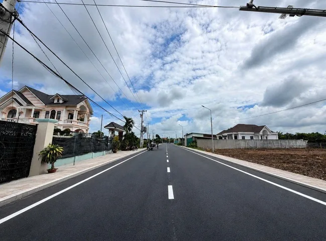 Bán BÁN ĐẤT MẶT TIỀN HƯƠNG LỘ 15- GẦN CHỢ THẠNH PHÚ-PHƯỜNG TÂN TRIỀU-350TR NHẬN ĐẤT