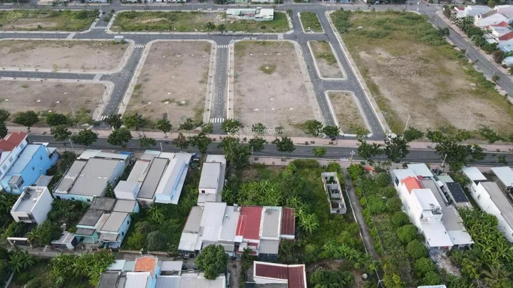 Đất nền full thổ cư mặt tiền đường Giồng Ao, Cần Trạch, Cần Giờ-giá 2 tỷ-cách Vinhomes Green Paradise vài phút di chuyển-sổ sẵn