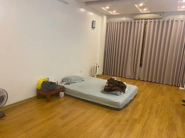 🏡 NGUYỄN CHÍNH, VIEW HỒ VĨNH VIỄN, GẦN BÃI ĐỖ Ô TÔ, Ở SƯỚNG QUANH NĂM
50m² thổ cư 40m² giá 11.5 tỷ tại Phường Hoàng Mai Hà Nội
