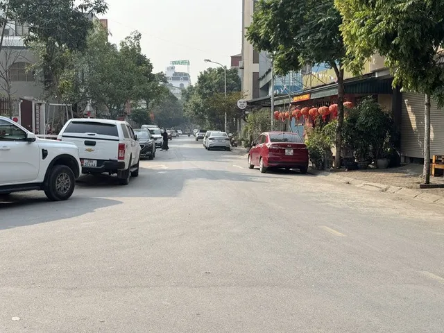 Bán Đất Mặt Phố Chính Trung 110m2, MT 5,3m - Khu 31ha Trâu Quỳ Đường 15m